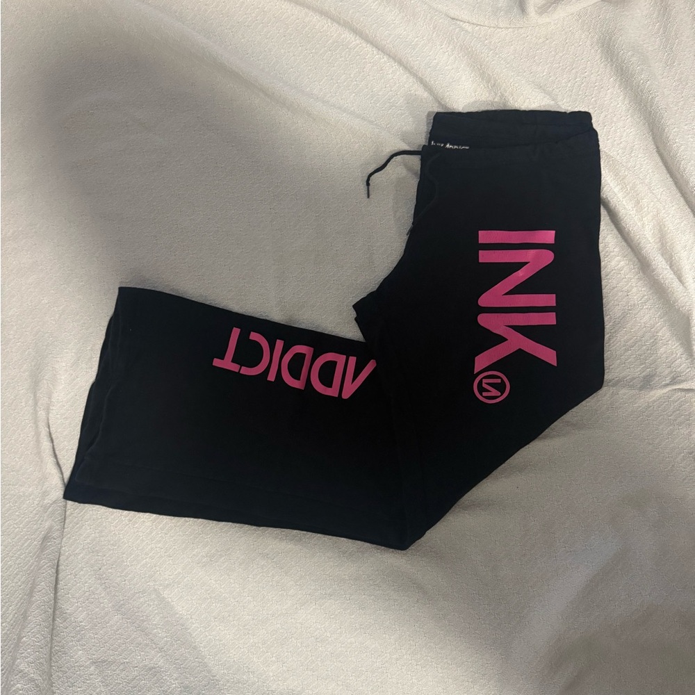 Ink addict sweats